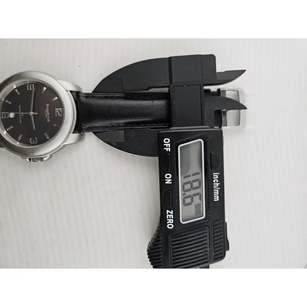 Mens Kenneth Cole New York Date P93-03 New Band Quartz Watch New Battery Runs